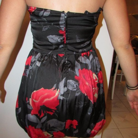 Black and Red Floral Strapless Dress Size Small - Picture 3 of 3